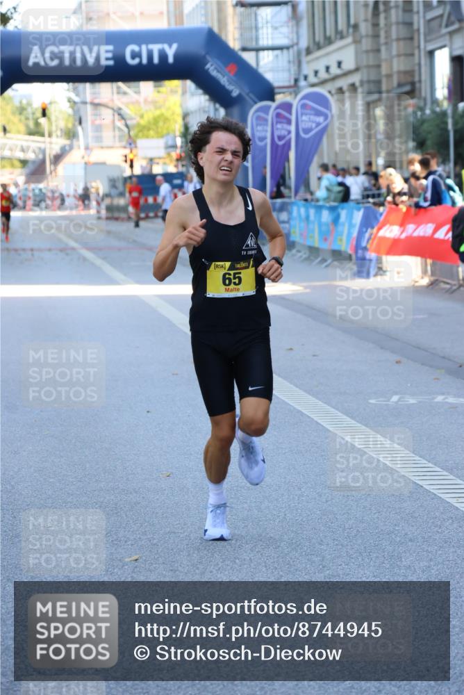07.09.2025 - BARMER Alsterlauf Strokosch-Dieckow http://msf.ph/oto/8744945 07.09.2025 11:16:11 Ziel  meine-sportfotos.de
