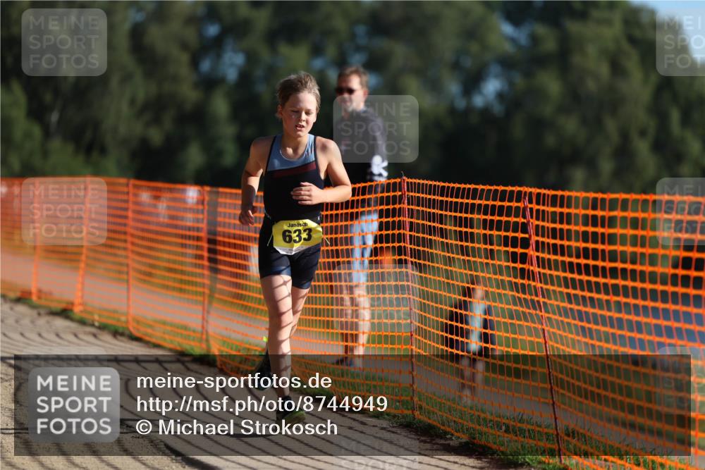 07.09.2025 - 19. Norderstedt Triathlon Michael Strokosch http://msf.ph/oto/8744949 07.09.2025 09:42:51 Laufen 604, 633 meine-sportfotos.de