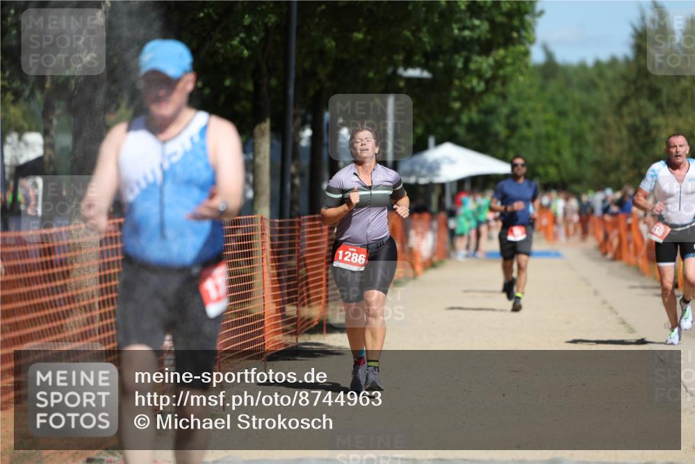 07.09.2025 - 19. Norderstedt Triathlon Michael Strokosch http://msf.ph/oto/8744963 07.09.2025 12:35:05 Laufen 251, 838, 1286, 1371 meine-sportfotos.de