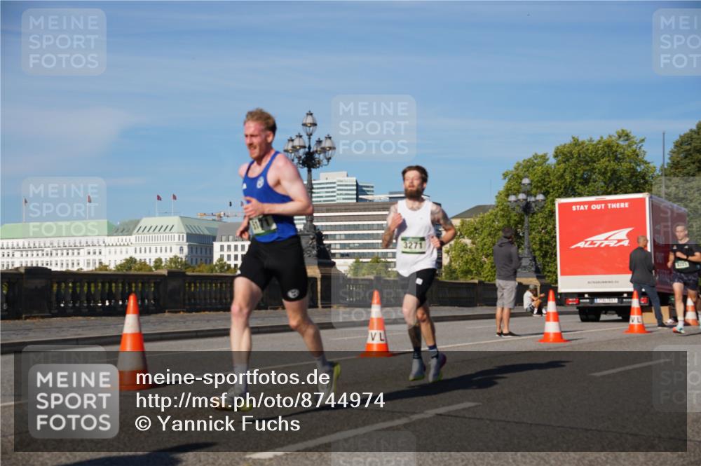 07.09.2025 - BARMER Alsterlauf Yannick Fuchs http://msf.ph/oto/8744974 07.09.2025 09:30:24 Laufen 3271, 1991 meine-sportfotos.de