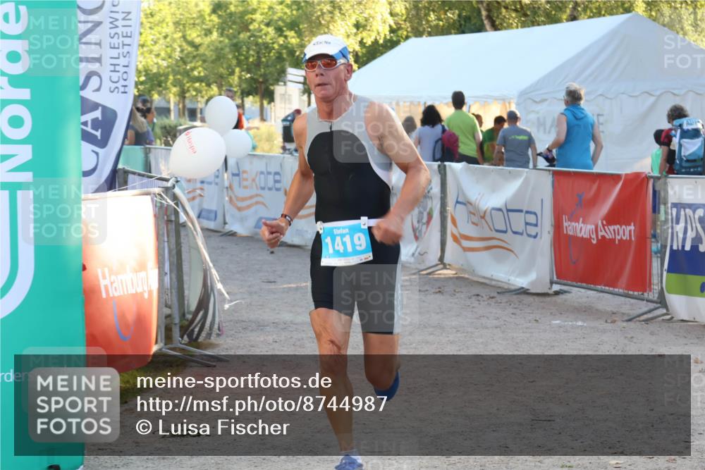 07.09.2025 - 19. Norderstedt Triathlon Luisa Fischer http://msf.ph/oto/8744987 07.09.2025 17:16:36 Ziel 1419 meine-sportfotos.de