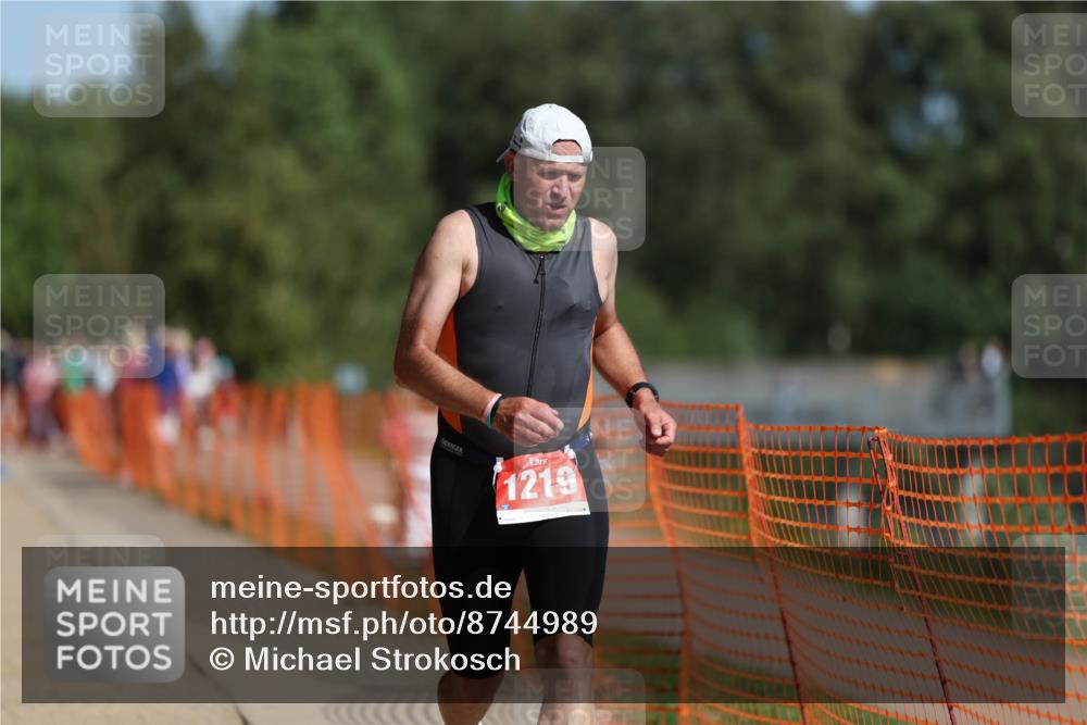 07.09.2025 - 19. Norderstedt Triathlon Michael Strokosch http://msf.ph/oto/8744989 07.09.2025 11:58:02 Laufen 276, 1219 meine-sportfotos.de