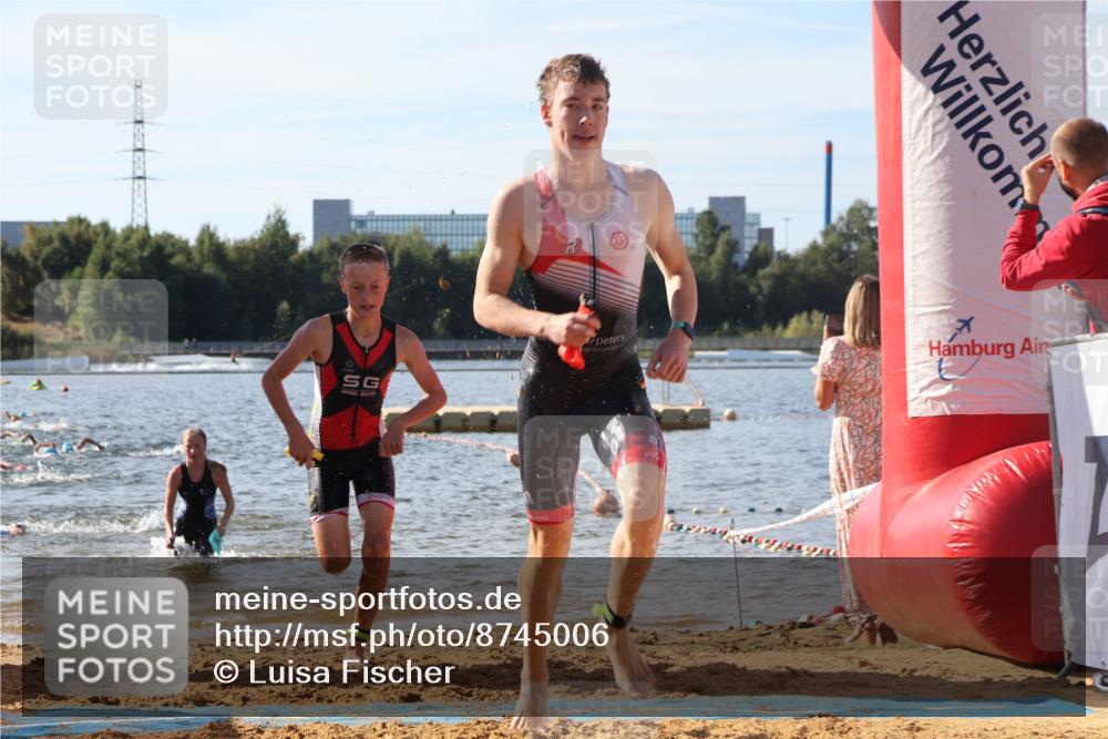 07.09.2025 - 19. Norderstedt Triathlon Luisa Fischer http://msf.ph/oto/8745006 07.09.2025 10:23:42 Schwimmen 57, 76, 107, 637, 643, 661, 678, 689 meine-sportfotos.de