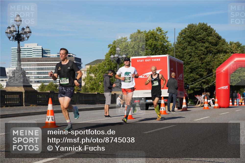 07.09.2025 - BARMER Alsterlauf Yannick Fuchs http://msf.ph/oto/8745038 07.09.2025 09:30:26 Laufen 8221, 5874, 8077 meine-sportfotos.de