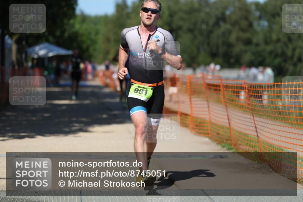 07.09.2025 - 19. Norderstedt Triathlon Michael Strokosch http://msf.ph/oto/8745051 07.09.2025 14:46:08 Laufen 392, 959, 976, 989, 991 meine-sportfotos.de