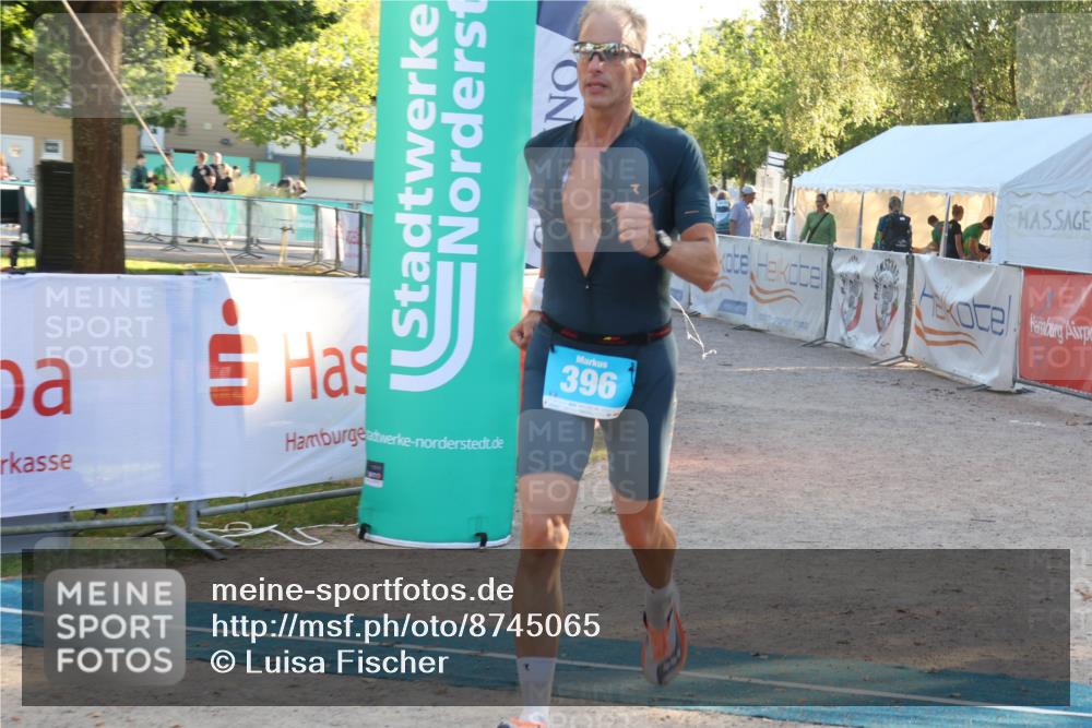 07.09.2025 - 19. Norderstedt Triathlon Luisa Fischer http://msf.ph/oto/8745065 07.09.2025 17:16:49 Ziel 396 meine-sportfotos.de