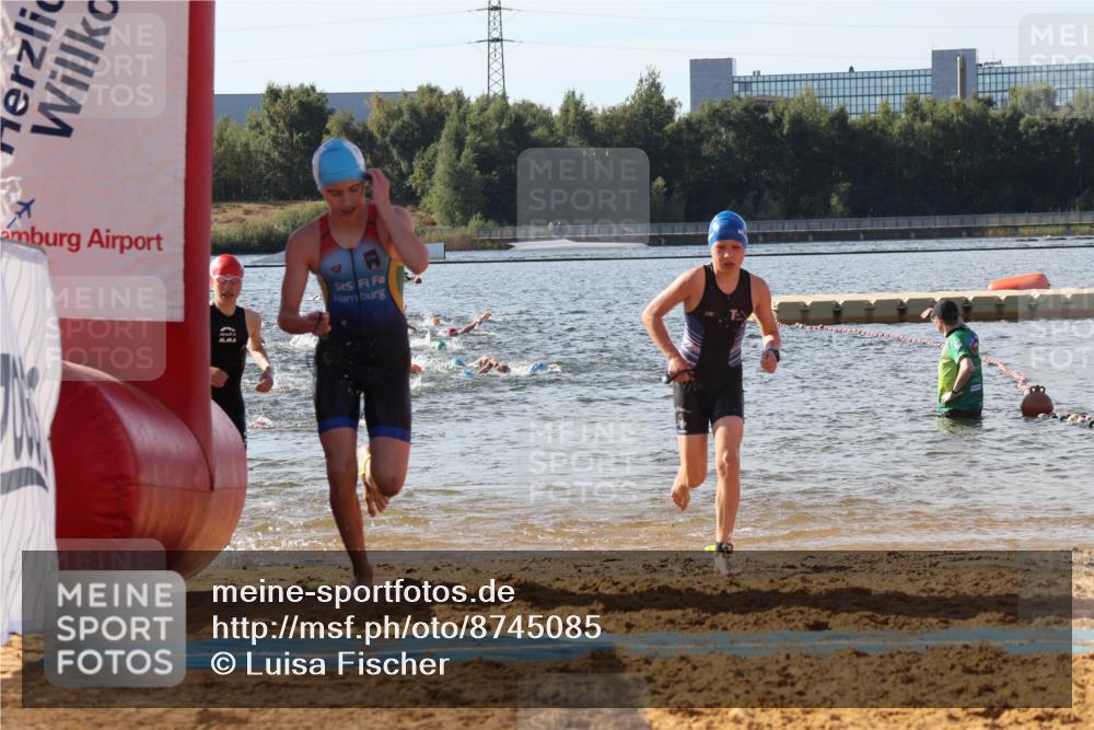 07.09.2025 - 19. Norderstedt Triathlon Luisa Fischer http://msf.ph/oto/8745085 07.09.2025 10:23:50 Schwimmen 57, 70, 89, 107, 114, 643, 661 meine-sportfotos.de