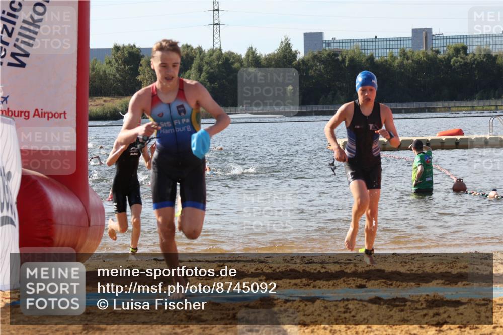 07.09.2025 - 19. Norderstedt Triathlon Luisa Fischer http://msf.ph/oto/8745092 07.09.2025 10:23:51 Schwimmen 57, 70, 89, 107, 114, 643, 661 meine-sportfotos.de