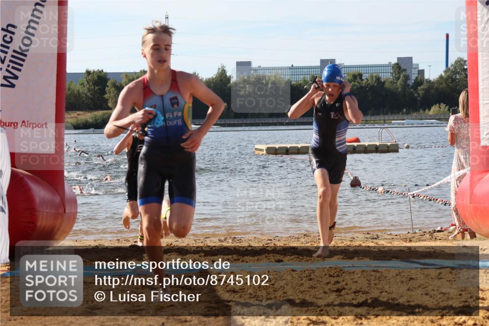 07.09.2025 - 19. Norderstedt Triathlon Luisa Fischer http://msf.ph/oto/8745102 07.09.2025 10:23:52 Schwimmen 70, 89, 107, 114, 643, 661 meine-sportfotos.de