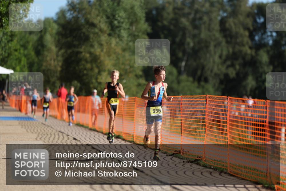 07.09.2025 - 19. Norderstedt Triathlon Michael Strokosch http://msf.ph/oto/8745109 07.09.2025 09:43:17 Laufen 556, 570 meine-sportfotos.de