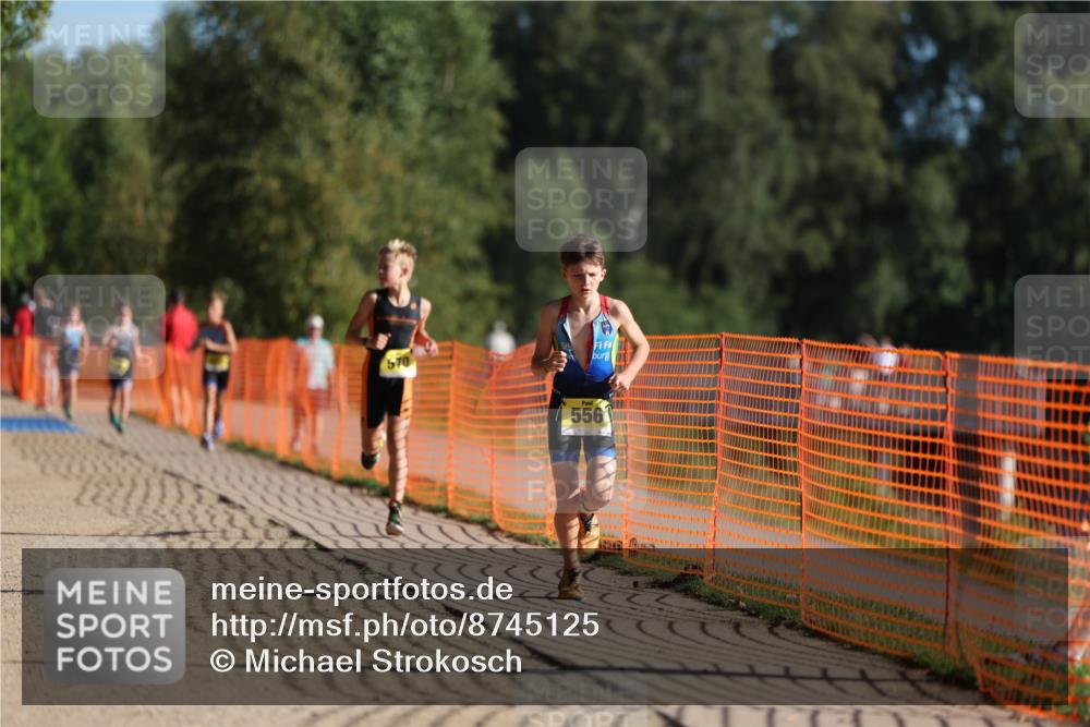 07.09.2025 - 19. Norderstedt Triathlon Michael Strokosch http://msf.ph/oto/8745125 07.09.2025 09:43:17 Laufen 556, 570 meine-sportfotos.de