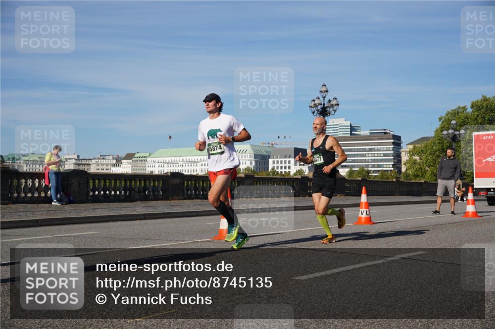07.09.2025 - BARMER Alsterlauf Yannick Fuchs http://msf.ph/oto/8745135 07.09.2025 09:30:28 Laufen 5874, 711111 meine-sportfotos.de