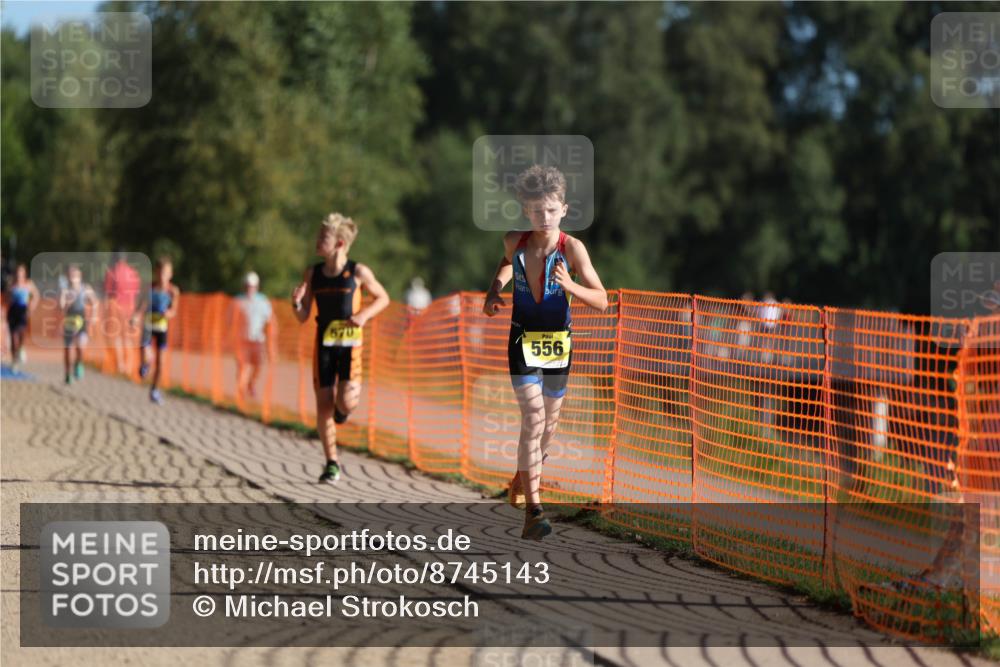 07.09.2025 - 19. Norderstedt Triathlon Michael Strokosch http://msf.ph/oto/8745143 07.09.2025 09:43:18 Laufen 556, 570 meine-sportfotos.de