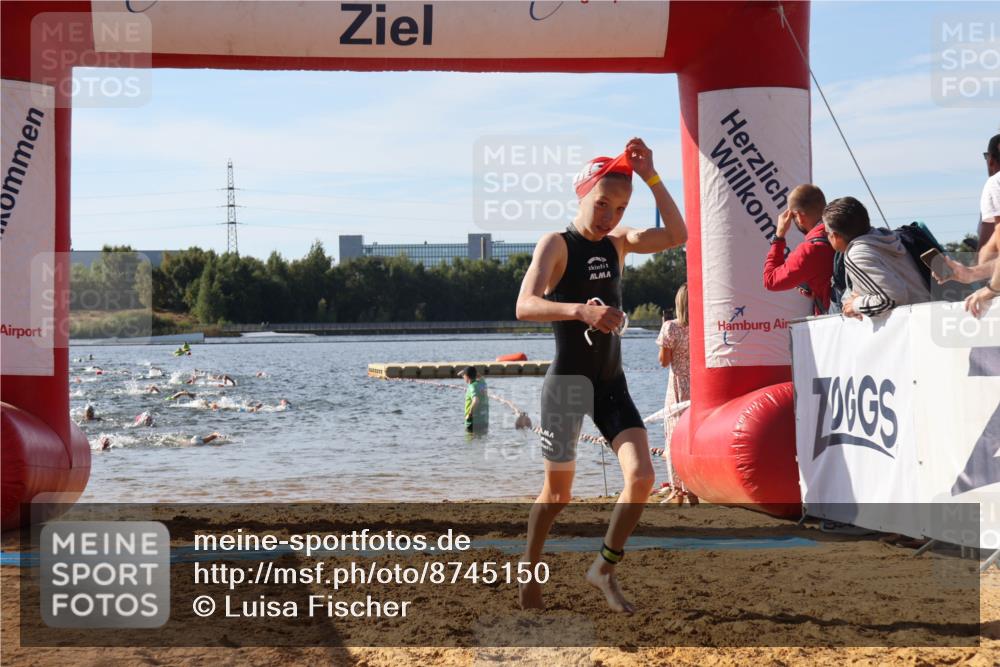 07.09.2025 - 19. Norderstedt Triathlon Luisa Fischer http://msf.ph/oto/8745150 07.09.2025 10:23:54 Schwimmen 70, 89, 107, 114, 643 meine-sportfotos.de