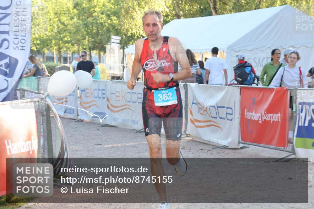 07.09.2025 - 19. Norderstedt Triathlon Luisa Fischer http://msf.ph/oto/8745155 07.09.2025 17:17:06 Ziel 362 meine-sportfotos.de