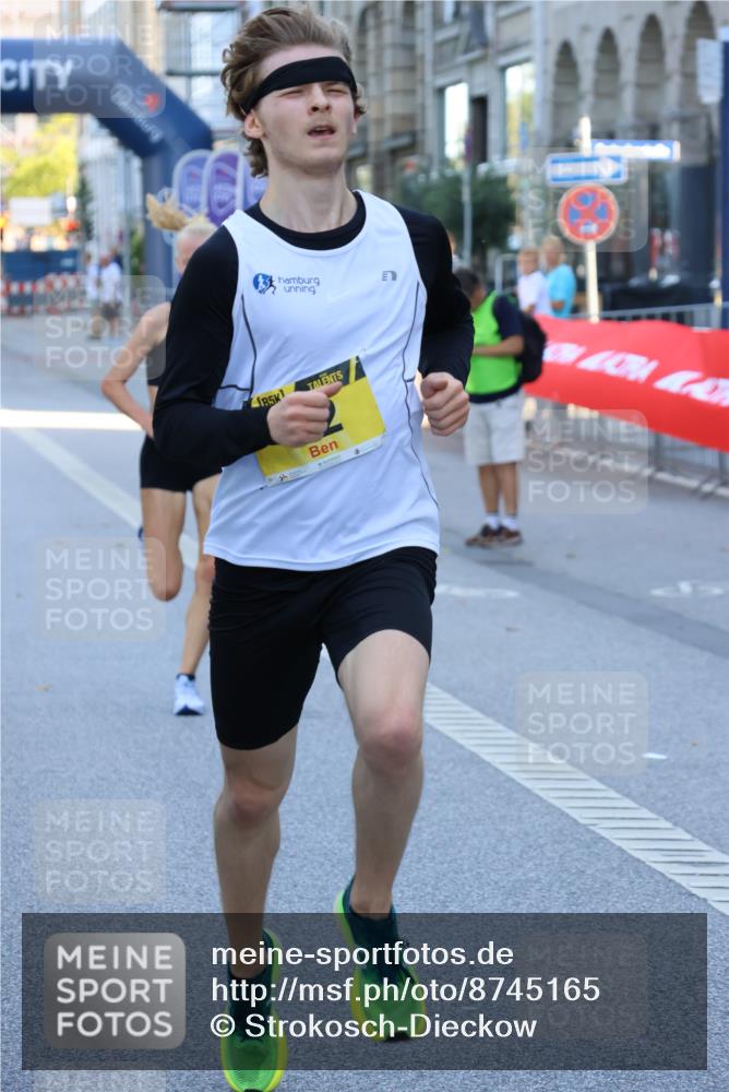 07.09.2025 - BARMER Alsterlauf Strokosch-Dieckow http://msf.ph/oto/8745165 07.09.2025 11:15:56 Ziel  meine-sportfotos.de