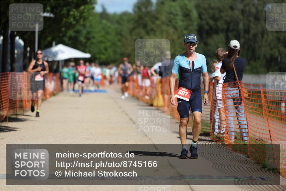 07.09.2025 - 19. Norderstedt Triathlon Michael Strokosch http://msf.ph/oto/8745166 07.09.2025 12:35:19 Laufen 807, 845 meine-sportfotos.de