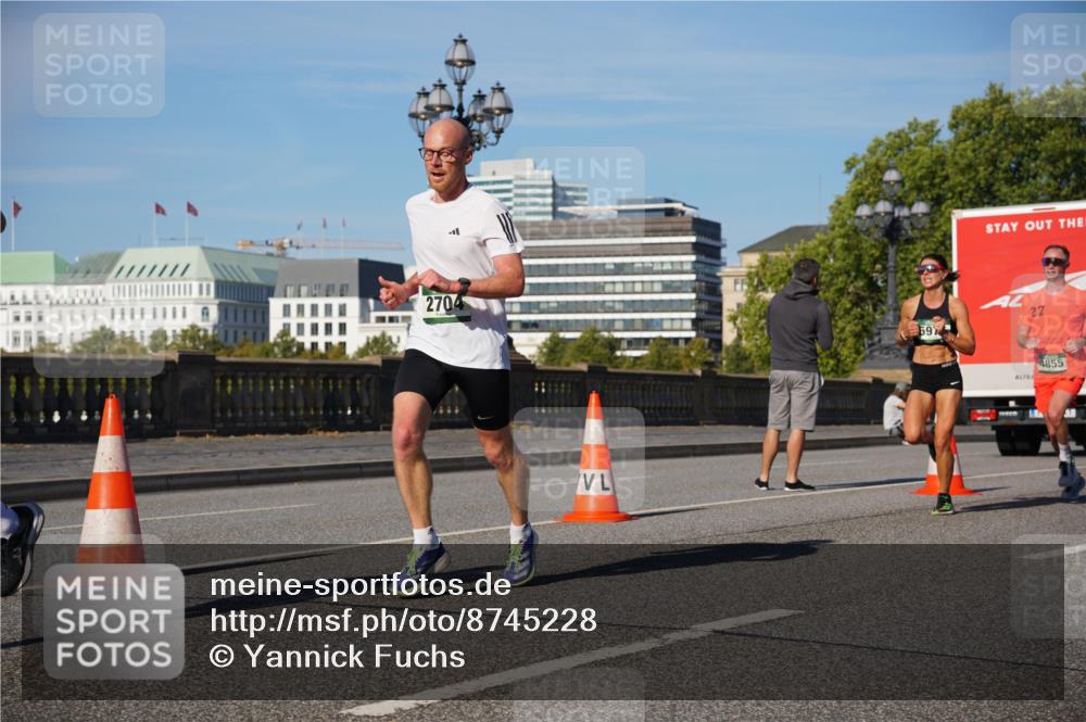 07.09.2025 - BARMER Alsterlauf Yannick Fuchs http://msf.ph/oto/8745228 07.09.2025 09:30:46 Laufen 2704, 591, 27, 4855 meine-sportfotos.de