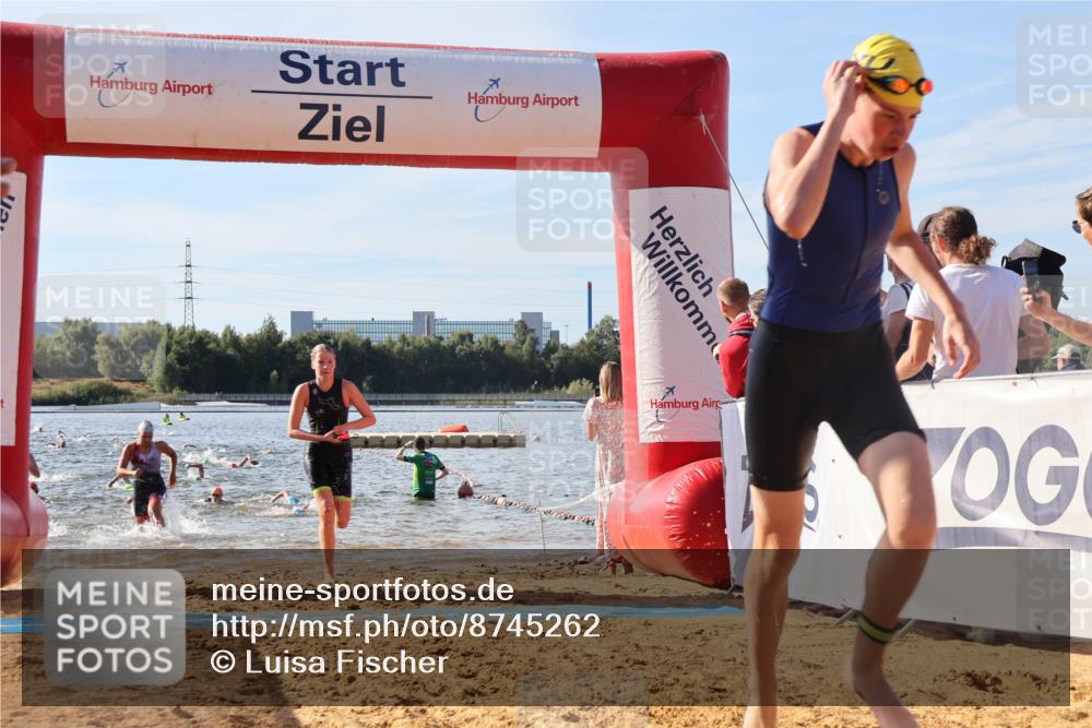 07.09.2025 - 19. Norderstedt Triathlon Luisa Fischer http://msf.ph/oto/8745262 07.09.2025 10:24:08 Schwimmen 71, 75, 105, 113, 635, 636, 660 meine-sportfotos.de
