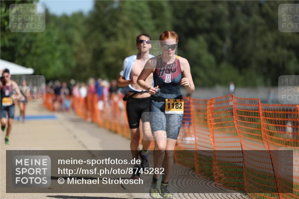 07.09.2025 - 19. Norderstedt Triathlon Michael Strokosch http://msf.ph/oto/8745282 07.09.2025 11:58:24 Laufen 185, 1172, 1182, 1279 meine-sportfotos.de