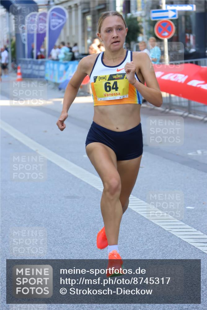 07.09.2025 - BARMER Alsterlauf Strokosch-Dieckow http://msf.ph/oto/8745317 07.09.2025 11:15:55 Ziel  meine-sportfotos.de