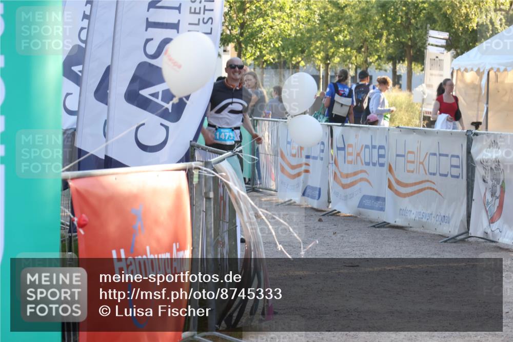 07.09.2025 - 19. Norderstedt Triathlon Luisa Fischer http://msf.ph/oto/8745333 07.09.2025 17:19:03 Ziel  meine-sportfotos.de