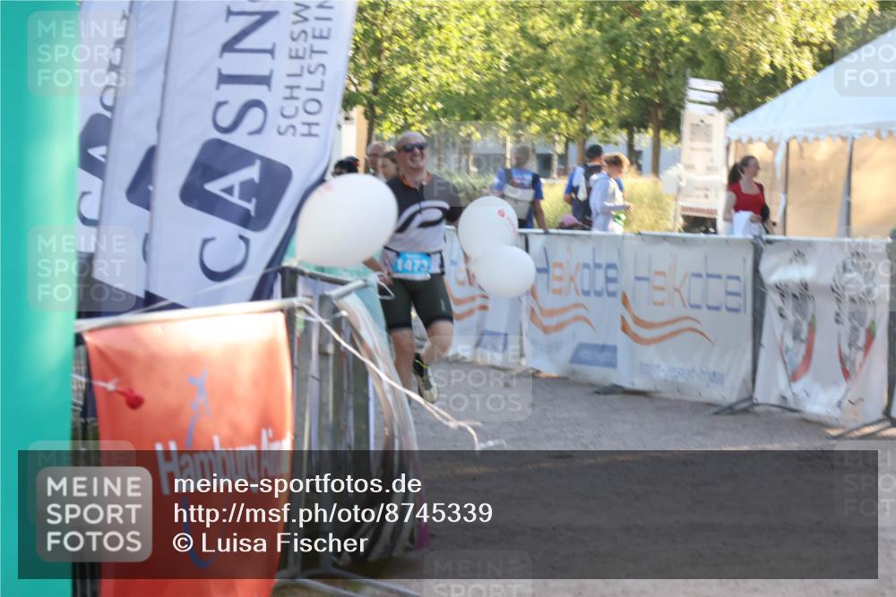 07.09.2025 - 19. Norderstedt Triathlon Luisa Fischer http://msf.ph/oto/8745339 07.09.2025 17:19:04 Ziel 1473 meine-sportfotos.de