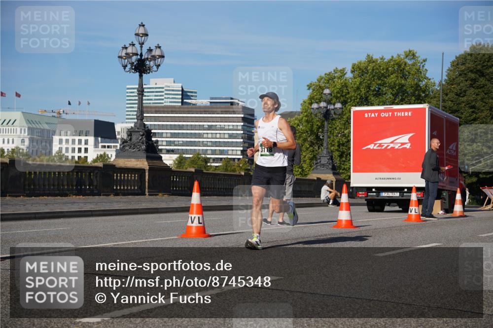 07.09.2025 - BARMER Alsterlauf Yannick Fuchs http://msf.ph/oto/8745348 07.09.2025 09:30:49 Laufen 3118, 1 meine-sportfotos.de