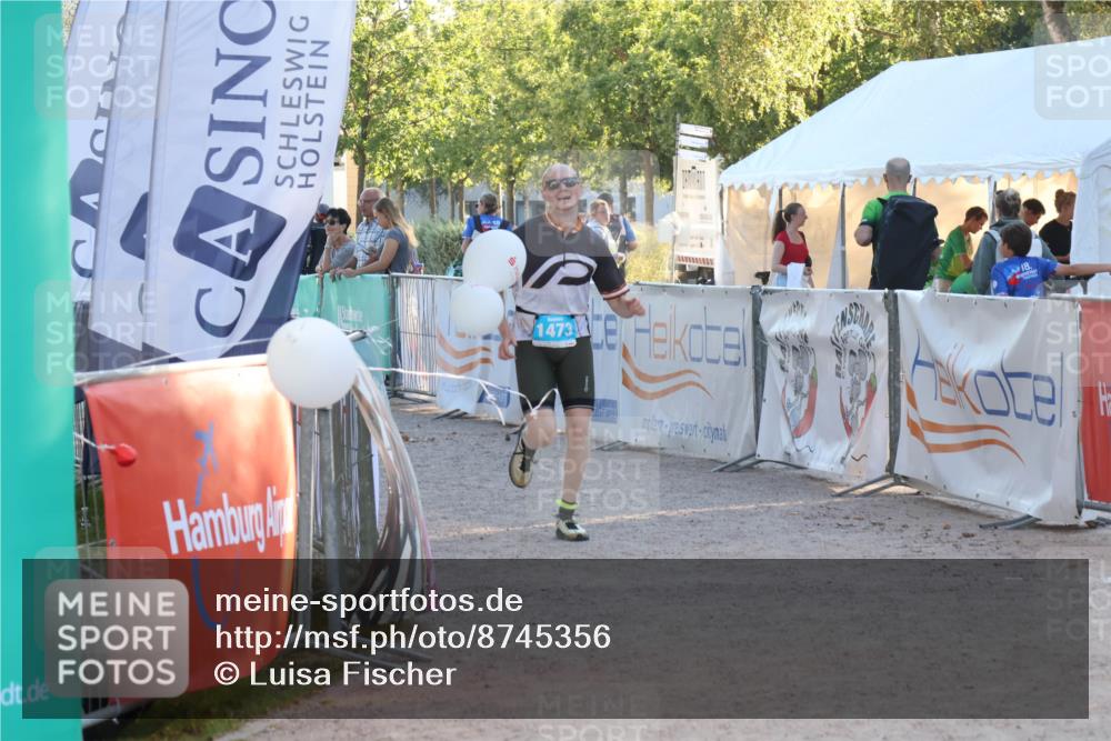 07.09.2025 - 19. Norderstedt Triathlon Luisa Fischer http://msf.ph/oto/8745356 07.09.2025 17:19:05 Ziel 1473 meine-sportfotos.de
