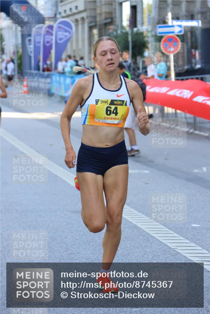 07.09.2025 - BARMER Alsterlauf Strokosch-Dieckow http://msf.ph/oto/8745367 07.09.2025 11:15:54 Ziel  meine-sportfotos.de