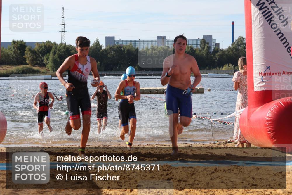 07.09.2025 - 19. Norderstedt Triathlon Luisa Fischer http://msf.ph/oto/8745371 07.09.2025 10:24:16 Schwimmen 60, 75, 79, 102, 105, 115, 134, 635, 636, 660, 665 meine-sportfotos.de