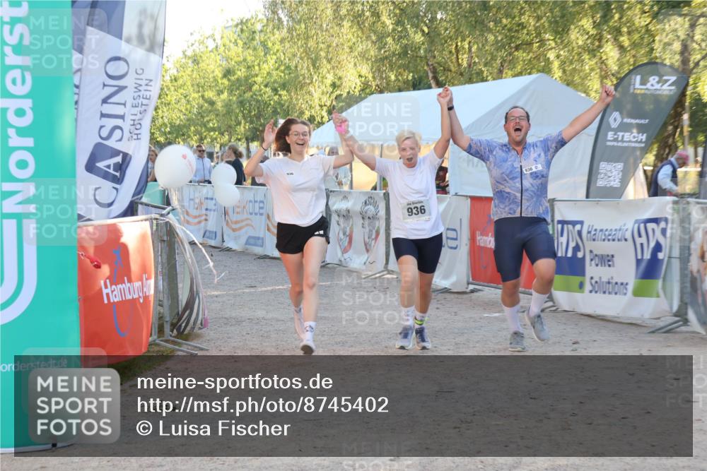 07.09.2025 - 19. Norderstedt Triathlon Luisa Fischer http://msf.ph/oto/8745402 07.09.2025 17:19:21 Ziel 936 meine-sportfotos.de