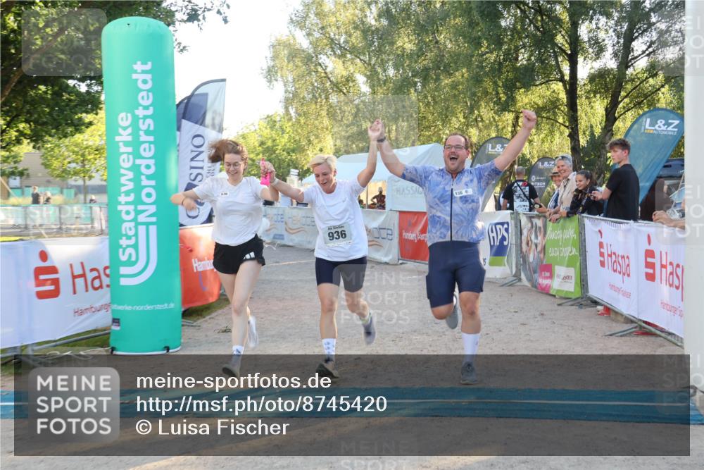 07.09.2025 - 19. Norderstedt Triathlon Luisa Fischer http://msf.ph/oto/8745420 07.09.2025 17:19:23 Ziel 936 meine-sportfotos.de