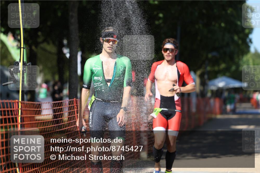 07.09.2025 - 19. Norderstedt Triathlon Michael Strokosch http://msf.ph/oto/8745427 07.09.2025 14:46:55 Laufen 974, 1016 meine-sportfotos.de