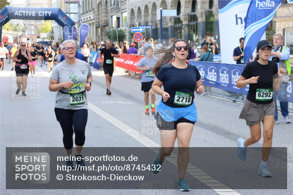 07.09.2025 - BARMER Alsterlauf Strokosch-Dieckow http://msf.ph/oto/8745432 07.09.2025 10:17:22 Ziel 2466, 2901, 3731, 3881, 4019, 4025, 4130, 4270, 4790, 4791, 5033, 5305, 5632, 5680, 5946 meine-sportfotos.de