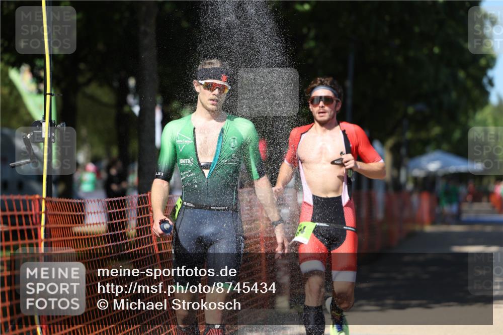 07.09.2025 - 19. Norderstedt Triathlon Michael Strokosch http://msf.ph/oto/8745434 07.09.2025 14:46:55 Laufen 974, 1016 meine-sportfotos.de