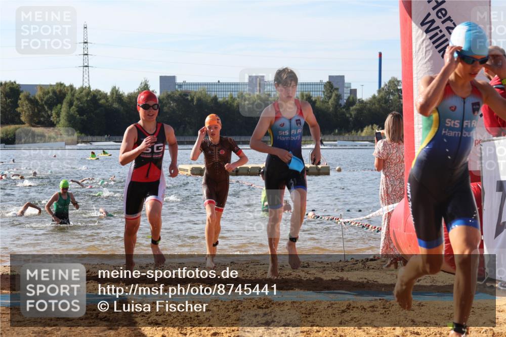 07.09.2025 - 19. Norderstedt Triathlon Luisa Fischer http://msf.ph/oto/8745441 07.09.2025 10:24:18 Schwimmen 60, 79, 102, 105, 115, 134, 635, 636, 660, 665 meine-sportfotos.de