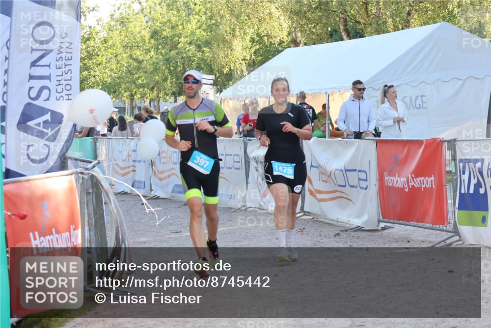 07.09.2025 - 19. Norderstedt Triathlon Luisa Fischer http://msf.ph/oto/8745442 07.09.2025 17:19:37 Ziel 397, 1475 meine-sportfotos.de
