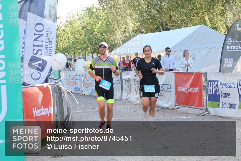 07.09.2025 - 19. Norderstedt Triathlon Luisa Fischer http://msf.ph/oto/8745451 07.09.2025 17:19:38 Ziel 397, 1475 meine-sportfotos.de