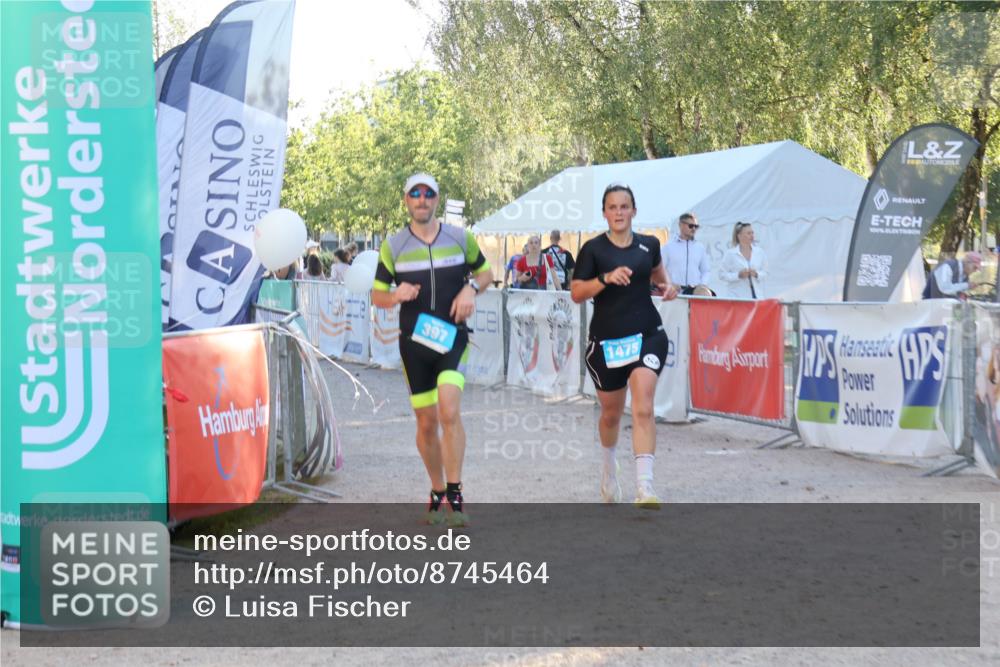 07.09.2025 - 19. Norderstedt Triathlon Luisa Fischer http://msf.ph/oto/8745464 07.09.2025 17:19:39 Ziel 397, 1475 meine-sportfotos.de
