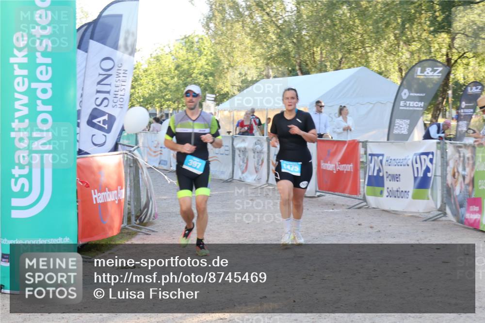 07.09.2025 - 19. Norderstedt Triathlon Luisa Fischer http://msf.ph/oto/8745469 07.09.2025 17:19:39 Ziel 397, 1475 meine-sportfotos.de