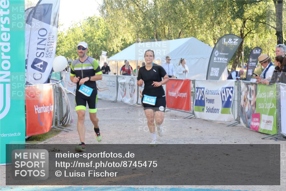 07.09.2025 - 19. Norderstedt Triathlon Luisa Fischer http://msf.ph/oto/8745475 07.09.2025 17:19:39 Ziel 397, 1475 meine-sportfotos.de