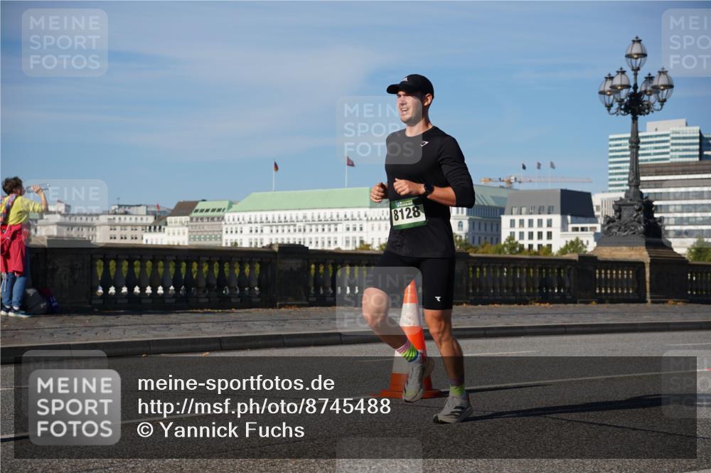 07.09.2025 - BARMER Alsterlauf Yannick Fuchs http://msf.ph/oto/8745488 07.09.2025 09:31:03 Laufen 8128, 555555 meine-sportfotos.de