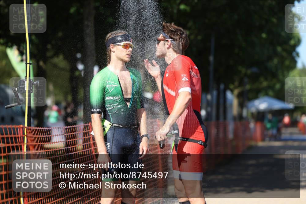 07.09.2025 - 19. Norderstedt Triathlon Michael Strokosch http://msf.ph/oto/8745497 07.09.2025 14:46:57 Laufen 974, 1016 meine-sportfotos.de