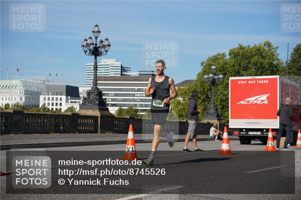 07.09.2025 - BARMER Alsterlauf Yannick Fuchs http://msf.ph/oto/8745526 07.09.2025 09:31:05 Laufen 5566, 1 meine-sportfotos.de