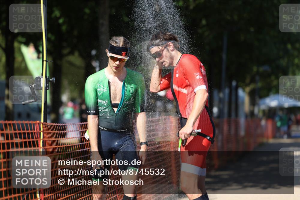 07.09.2025 - 19. Norderstedt Triathlon Michael Strokosch http://msf.ph/oto/8745532 07.09.2025 14:46:58 Laufen 974, 1016 meine-sportfotos.de