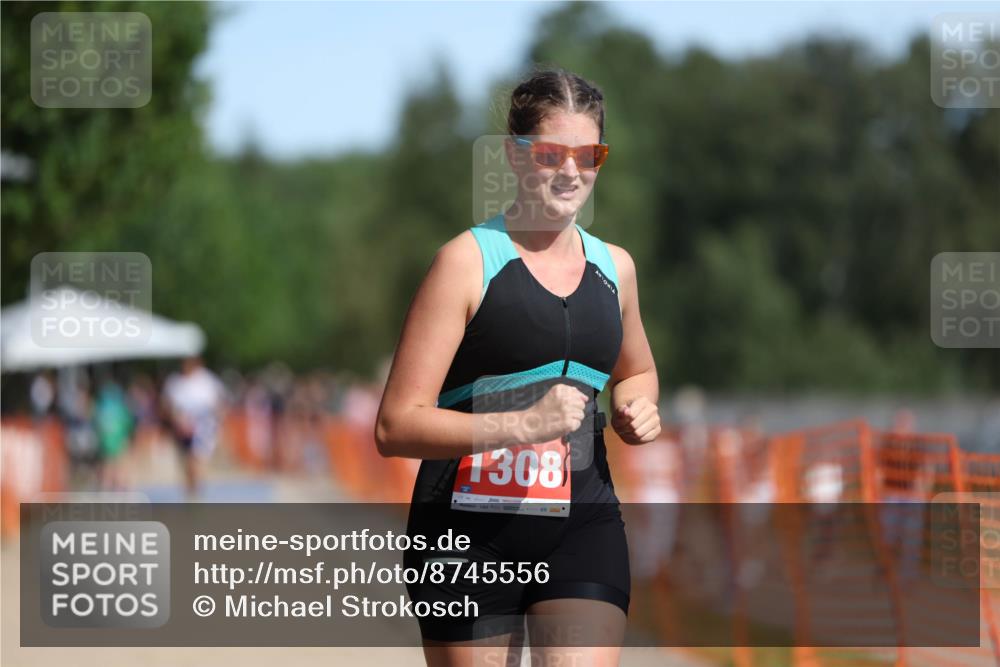 07.09.2025 - 19. Norderstedt Triathlon Michael Strokosch http://msf.ph/oto/8745556 07.09.2025 11:58:44 Laufen 1308 meine-sportfotos.de