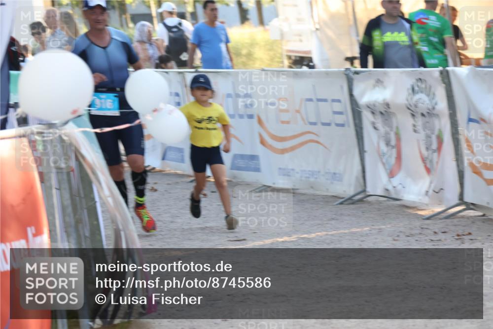 07.09.2025 - 19. Norderstedt Triathlon Luisa Fischer http://msf.ph/oto/8745586 07.09.2025 17:20:37 Ziel  meine-sportfotos.de