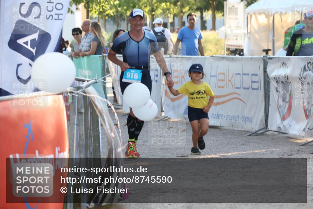 07.09.2025 - 19. Norderstedt Triathlon Luisa Fischer http://msf.ph/oto/8745590 07.09.2025 17:20:37 Ziel  meine-sportfotos.de