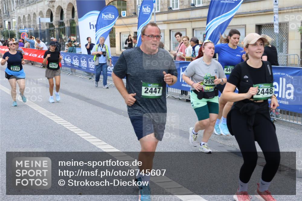 07.09.2025 - BARMER Alsterlauf Strokosch-Dieckow http://msf.ph/oto/8745607 07.09.2025 10:17:20 Ziel 2466, 2901, 3731, 3793, 4019, 4025, 4130, 4270, 4790, 4791, 5032, 5087, 5305, 5632, 5680, 5946 meine-sportfotos.de